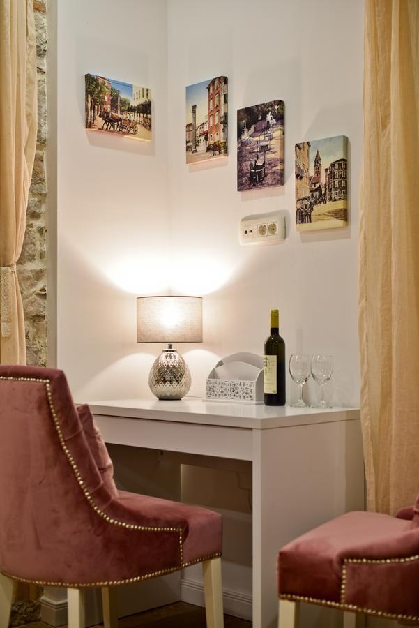 Penzión pre hostí Luxury Colonna 4*, Center